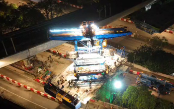World-first 360° Rotating Special Lifting Frame (SLF)